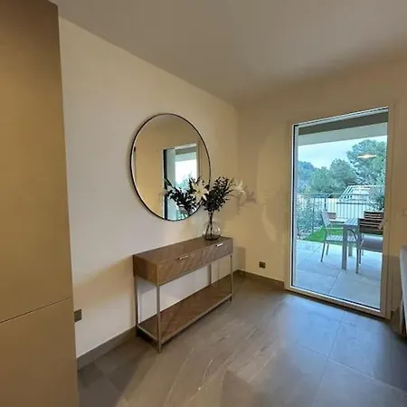 Prestige View 103 By Avecoeur